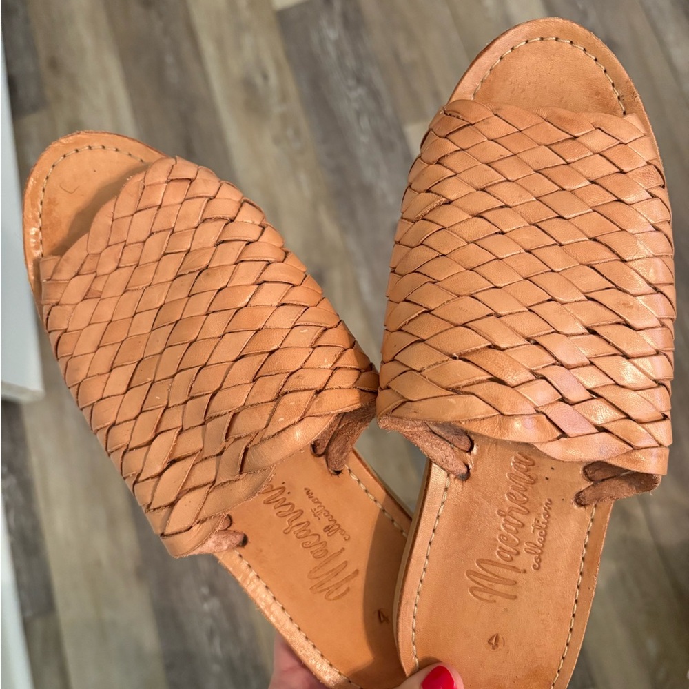 Women's Tan Leather Sandals